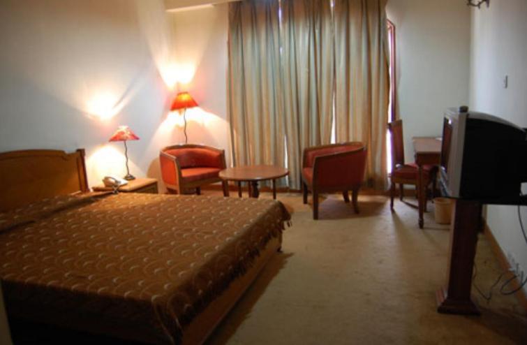 Hotel Sita Manor Gwalior Zimmer foto