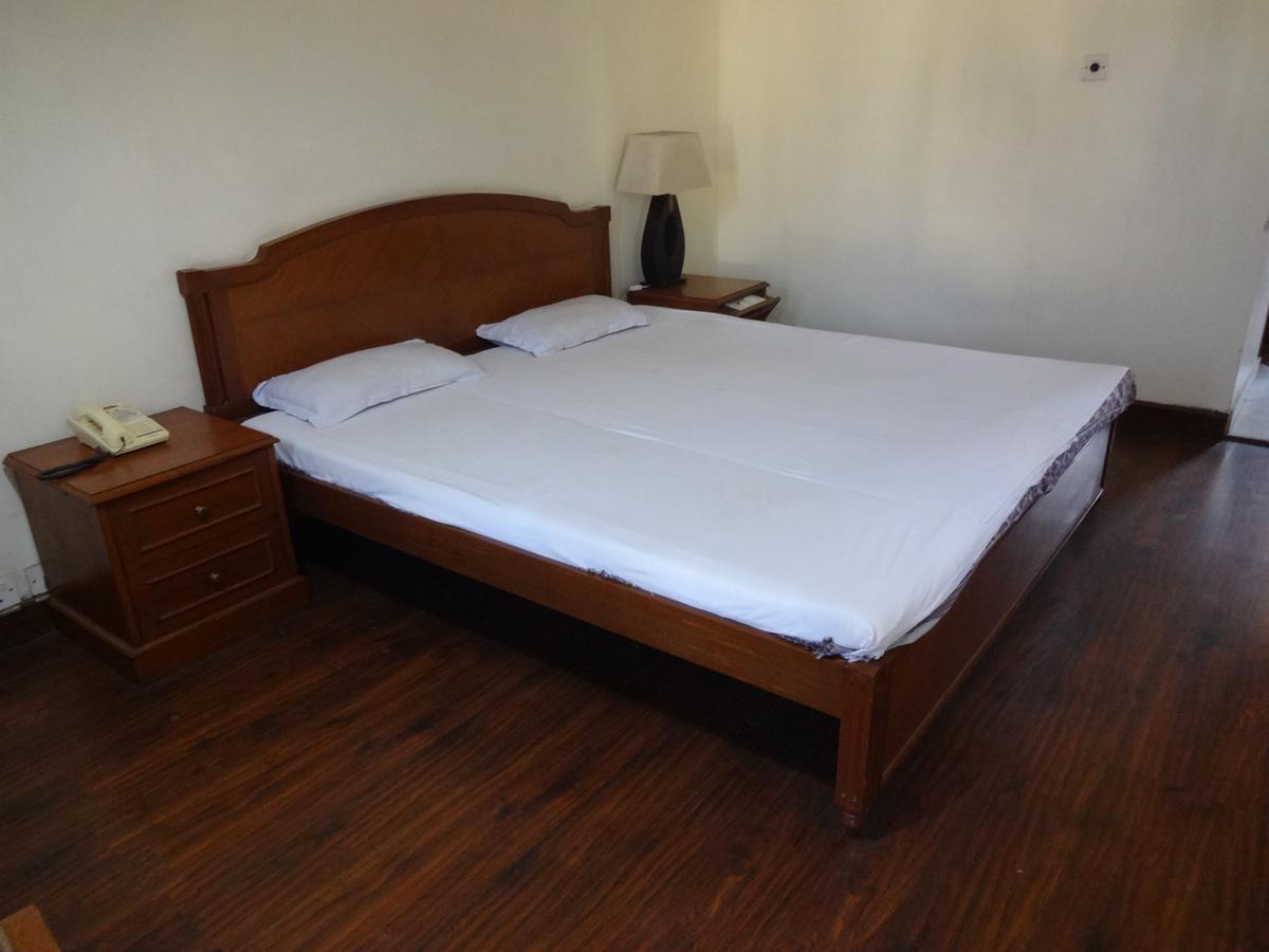 Hotel Sita Manor Gwalior Zimmer foto